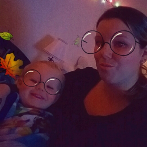 Meet your Posher, Kailee - Picture 1 of 1